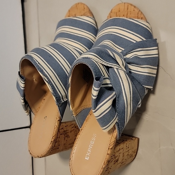 Express 👡 - Picture 2 of 3